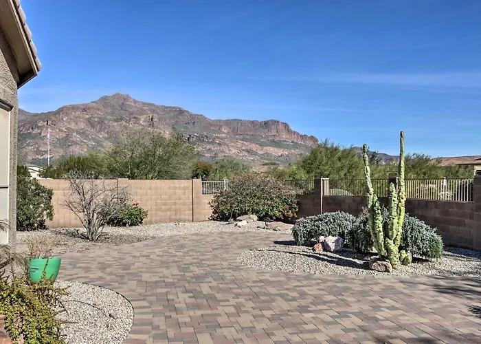 Mountain Views + Nearby Hikes: Escape! * Gold Canyon
